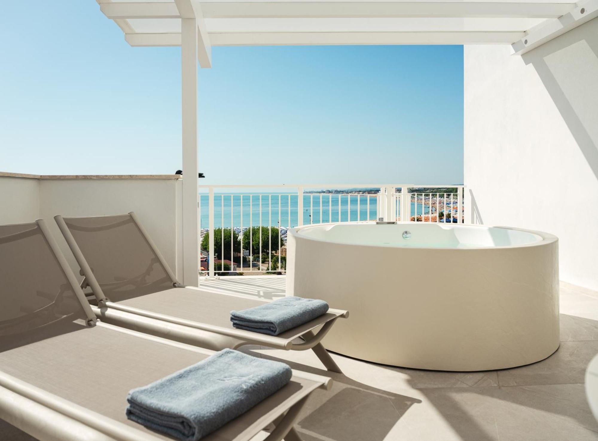 View Place & Spa Numana Exterior photo